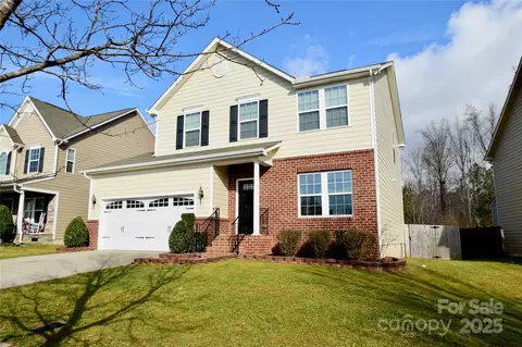 856 Wingthorn Rose Dr, Gastonia, NC 28056