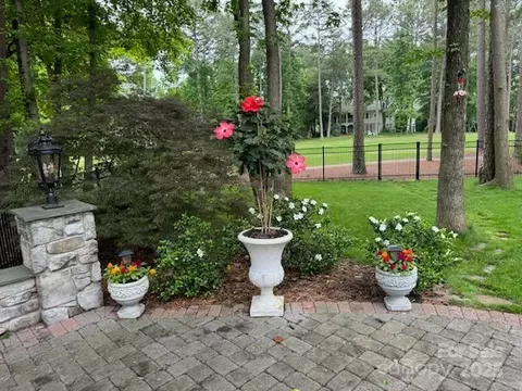 18601 Dembridge Dr, Davidson, NC 28036 photo 47