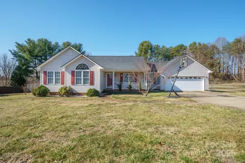 4511 Briarcreek Rd, Maiden, NC 28650