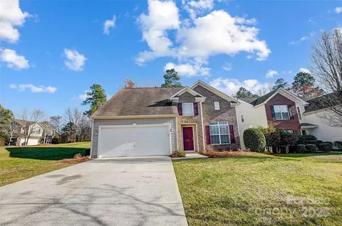 201 Chestnut Ave, Tega Cay, SC 29708