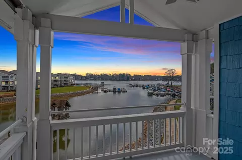 1015 SW 1015 Dr #1015, Davidson, NC 28036