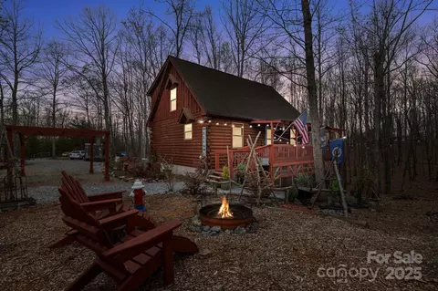 257 Adirondack Trl, Nebo, NC 28761
