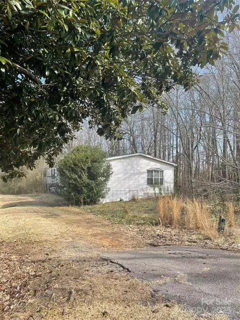 282 Dixon Rd, Lancaster, SC 29720 photo 3