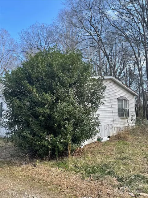 282 Dixon Rd, Lancaster, SC 29720 photo 4