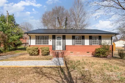 610 Center St, Gastonia, NC 28054