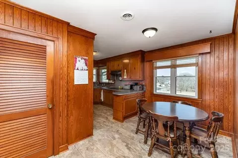 4386 Section House Rd, Hickory, NC 28601 photo 8