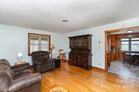 4386 Section House Rd, Hickory, NC 28601 photo 6