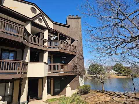 8191 Cedar Glen Dr, Charlotte, NC 28212