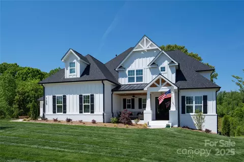 129 Ryleigh Dan Pl, Mooresville, NC 28115