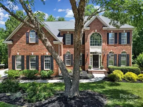 705 Drew Ave, Fort Mill, SC 29708 photo 2