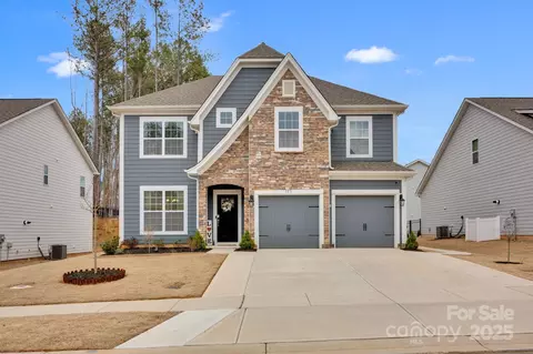 155 Autumnwood Rd, Troutman, NC 28166