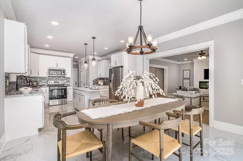 7221 Static Way, Sherrills Ford, NC 28673