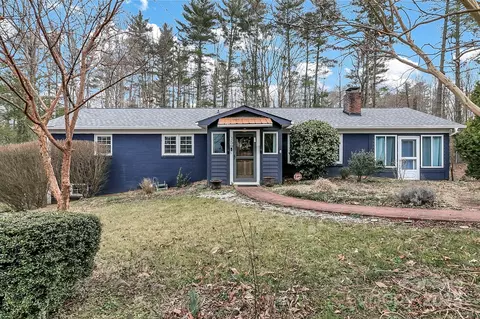 159 Arthur Ln, Hendersonville, NC 28791