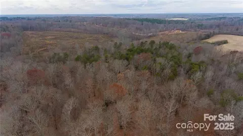 142 Fawn Rd, Kings Mountain, NC 28086
