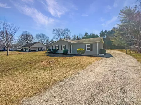 2196 Salisbury Hwy, Statesville, NC 28677