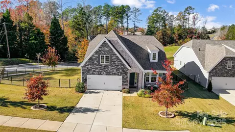12005 Blue Gull Ct, Charlotte, NC 28278