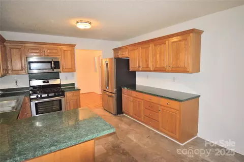 Kitchen - 405 Forest Dr, Salisbury, NC 28147 photo 2 of 4
