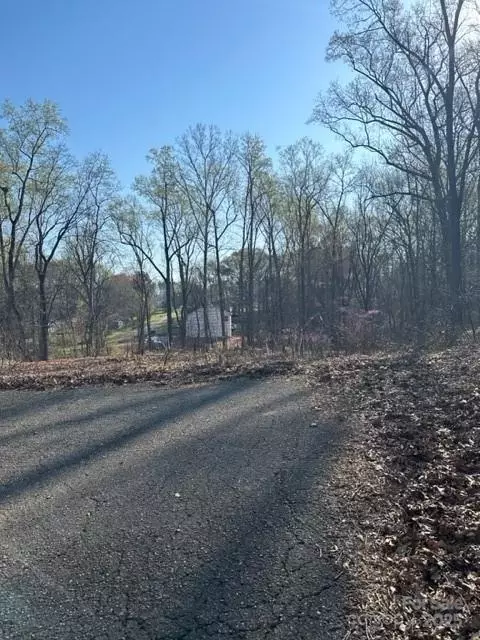 5141 Bright Rd, Charlotte, NC 28214