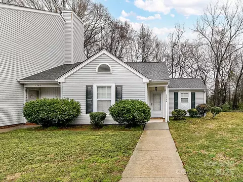 1544 Hunt Club Ct, Rock Hill, SC 29732