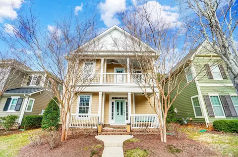 13527 Davidson Place Dr, Davidson, NC 28036