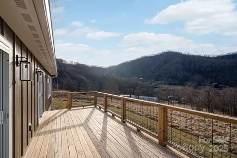 Exterior - 295 Split Pine Cv, Clyde, NC 28721 photo 2 of 2