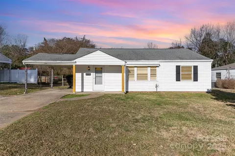 1011 Mcdow Dr, Rock Hill, SC 29732