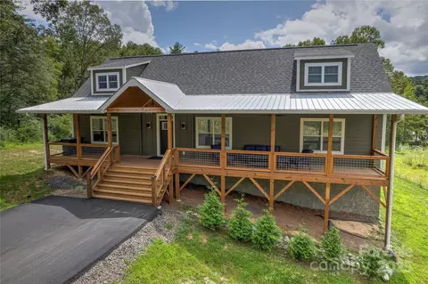 Exterior - 115 Cascade Ridge Rd, Fairview, NC 28730 photo 2 of 11