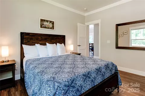 Bedroom - 115 Cascade Ridge Rd, Fairview, NC 28730 photo 4 of 10