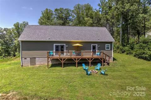Exterior - 115 Cascade Ridge Rd, Fairview, NC 28730 photo 5 of 11