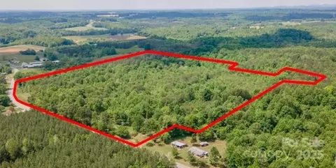 4675 Harmony Hwy, Hamptonville, NC 27020