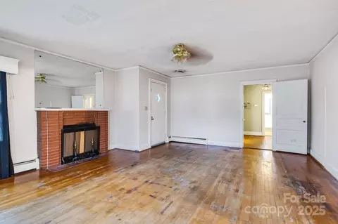Living - 801 E Liberty St, Salisbury, NC 28144 photo 1 of 2