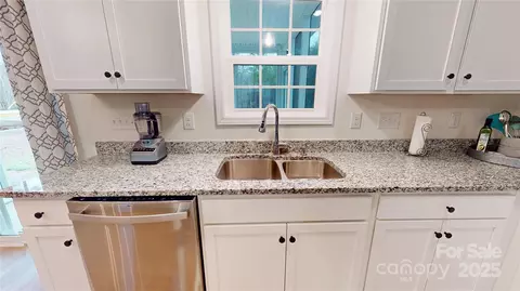 2883 Good Rd, Clover, SC 29710 photo 9
