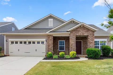 174 Glastonbury Dr, Mooresville, NC 28115