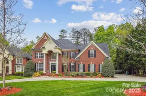 12011 Olden Ct, Charlotte, NC 28262