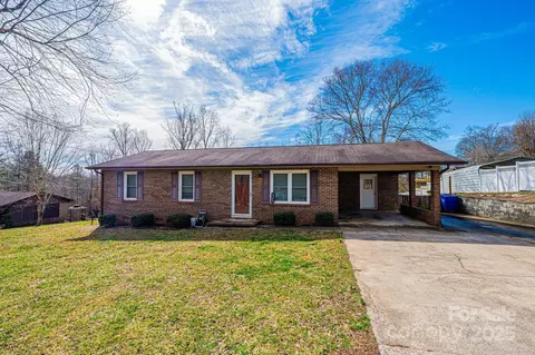 4245 Spring Valley Pl, Granite Falls, NC 28630