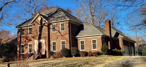5304 Woodridge Dr, Monroe, NC 28110
