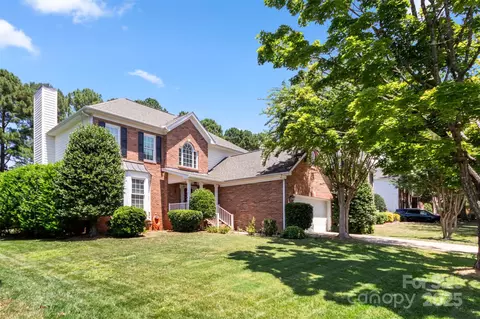 12541 Willingdon Rd, Huntersville, NC 28078