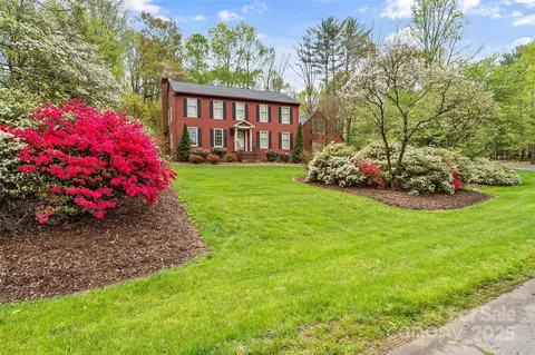 102 Parkland St, Morganton, NC 28655