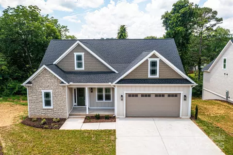 2113 6th Nw 2 St NW #2, Hickory, NC 28601