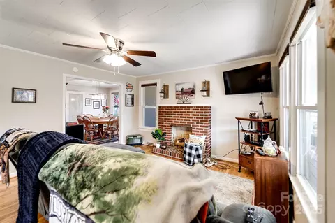 Living - 45 Hill Top Dr, Sylva, NC 28779 photo 4 of 4