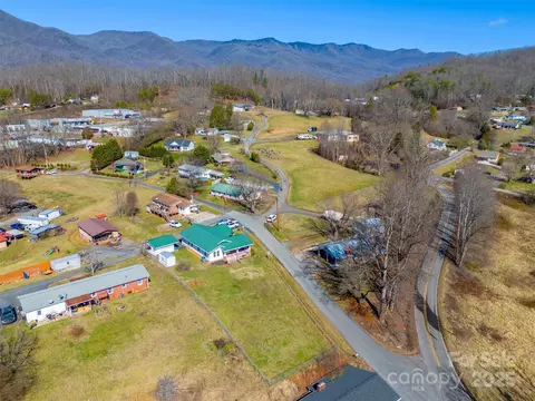 View/Area - 45 Hill Top Dr, Sylva, NC 28779 photo 2 of 3
