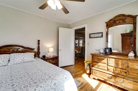 Bedroom - 45 Hill Top Dr, Sylva, NC 28779 photo 2 of 5