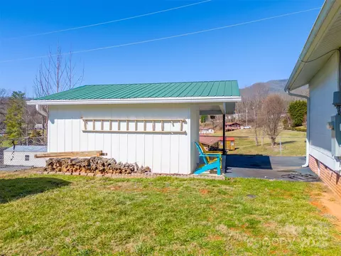 Exterior - 45 Hill Top Dr, Sylva, NC 28779 photo 14 of 18
