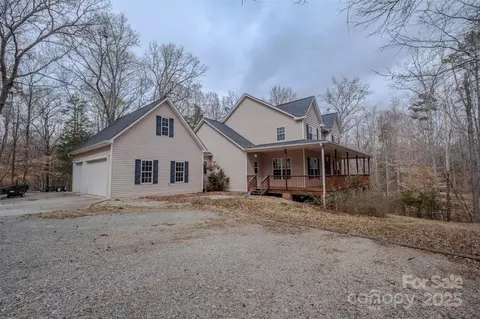 369 Falcon Dr, Concord, NC 28025 photo 2