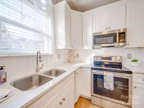 531 Watson 7 St #7, Davidson, NC 28036 photo 5