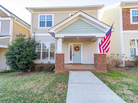 531 Watson 7 St #7, Davidson, NC 28036