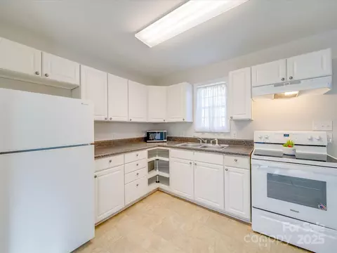 531 Watson 7 St #7, Davidson, NC 28036 photo 34