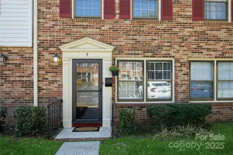 6322 Old Pineville E Rd #E, Charlotte, NC 28217