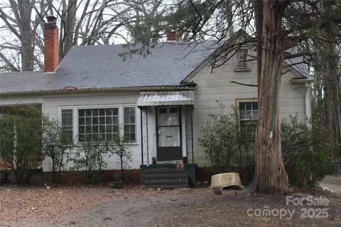 607 W Fourth Ave, Gastonia, NC 28052