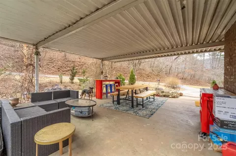 195 Lee St, Sylva, NC 28779 photo 5